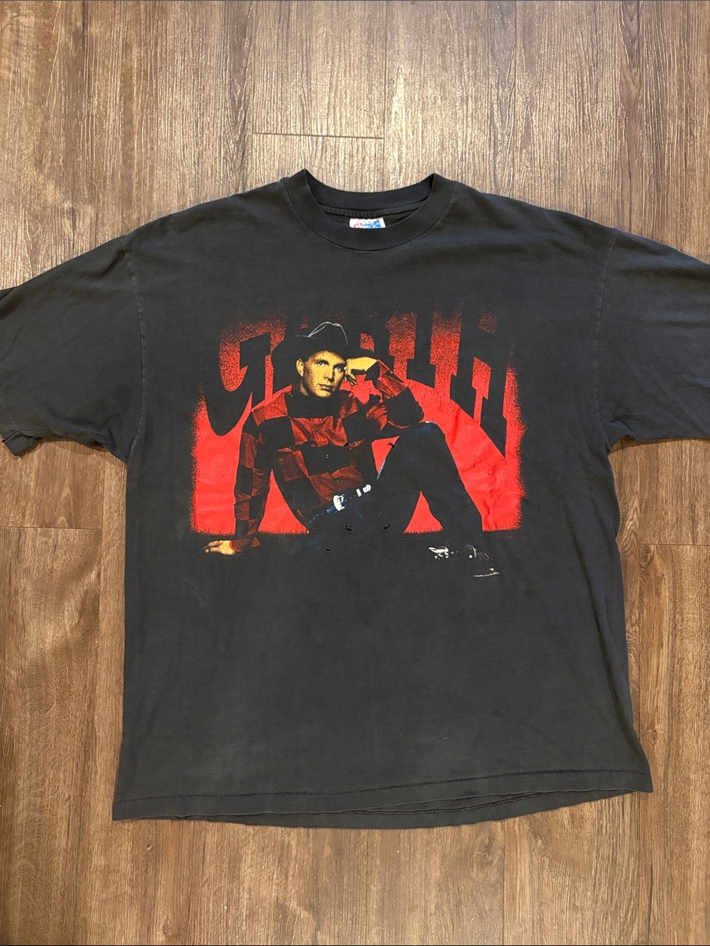 Vintage Hanes Garth Brooks Men’s XL single stitch T-shirt